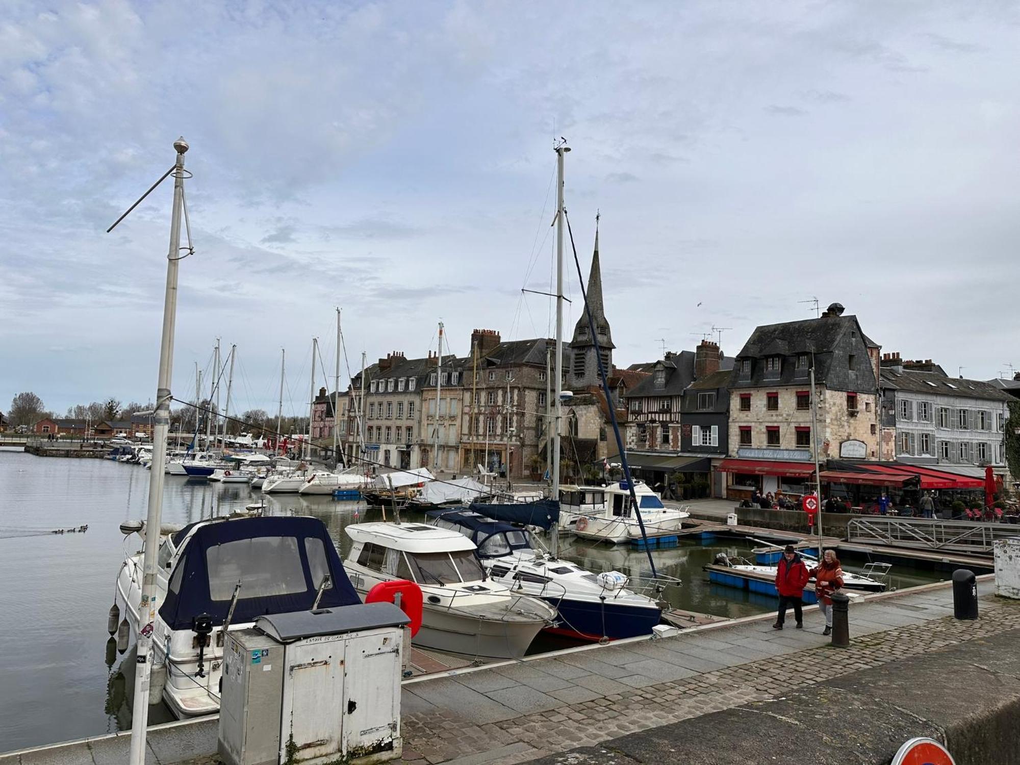 Large Apartment In City Center Honfleur Exterior foto